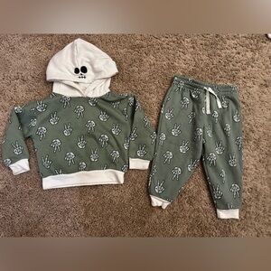 Green and White Hoodie and Jogger Set